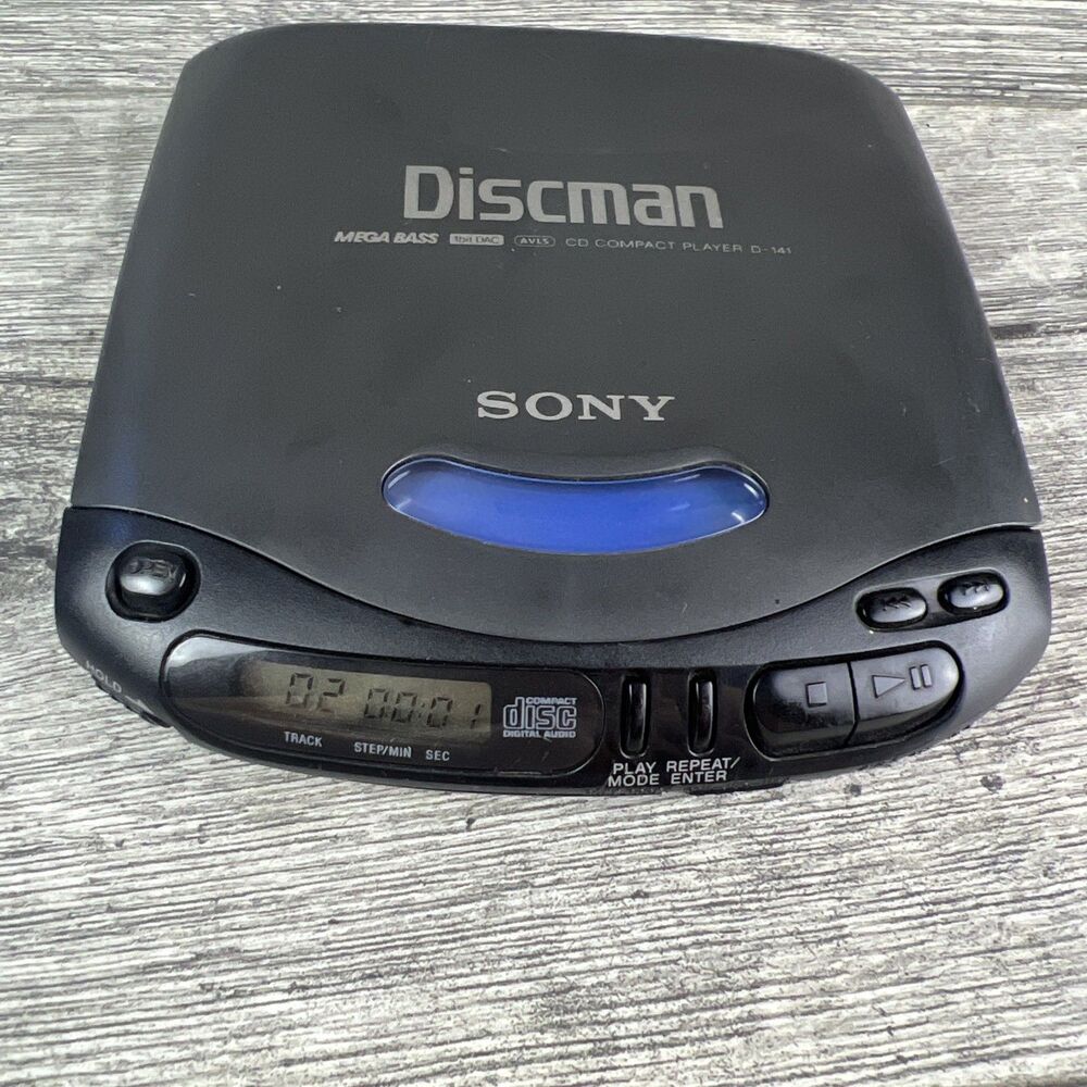 VTG Sony Discman D-141 CD Compact Player 1995 MegaBass Portable Player